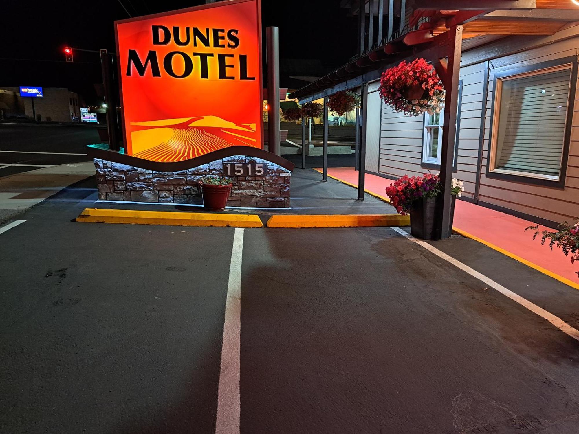Dunes Motel - Bend Dış mekan fotoğraf